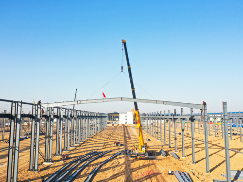  河南礦山｜智能產(chǎn)業(yè)園6號車間今日上梁大吉！